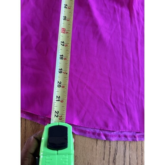 🎈🎈🎈INC Sheer V Neck Sleeveless  1/4 Zip Blouse Magenta Size XS NEW Lightweight - Picture 7 of 9